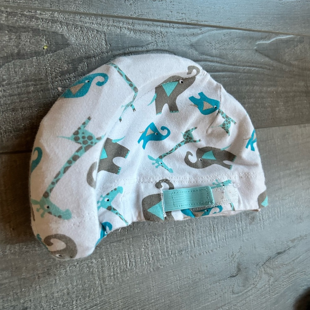 Baby tortle hat size medium